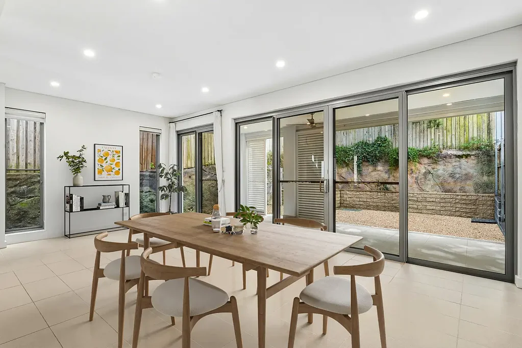 Willoughby 4ห้องนอน Contemporary residence