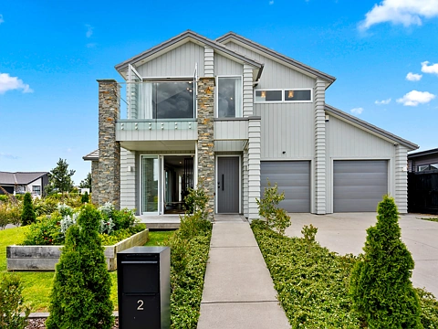 Paerata 4房  Builders Have Moved - Show Home is VACANT!