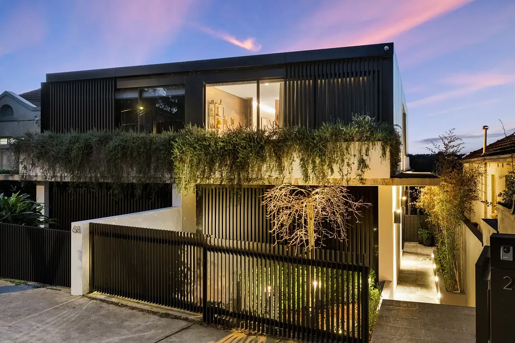 Cremorne 4 Bedroom North Facing Designer Home in Parkside Location