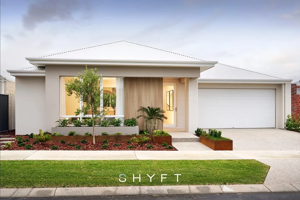 Mindarie 4Moenga AN INVESTOR'S DREAM - Dale Alcock Display Home