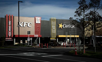 奥克兰西区商圈迎重大扩张，特斯拉近20000平米新店即将开业
