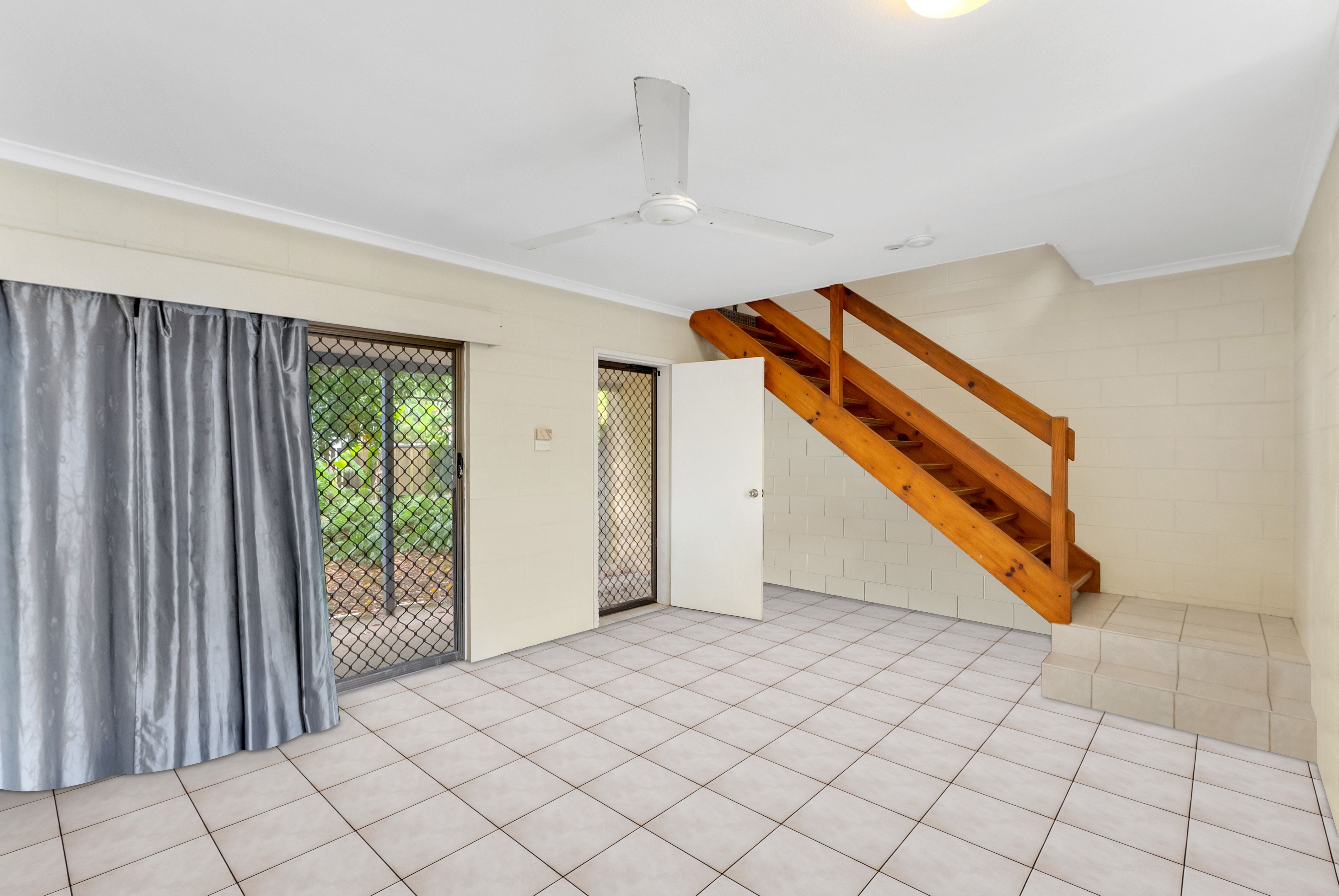 UNIT 6 22-24 PALM ST, HOLLOWAYS BEACH QLD 4878, 0 habitaciones, 0 baños, Townhouse