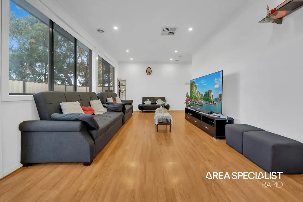Hampton Park $580 per week!
