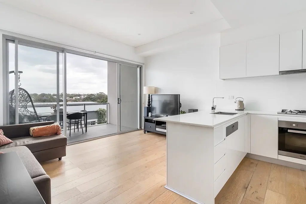 28/19 Hutchinson Street, St Peters, NSW 2044