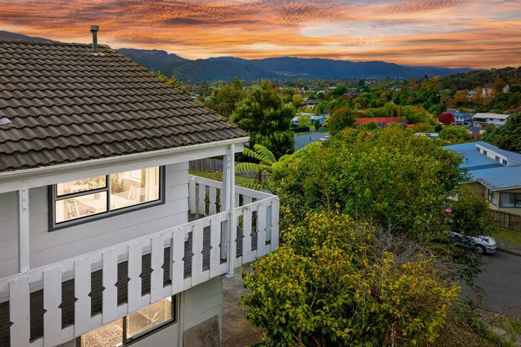 Silverstream 4房  A 4 Bed 2 Bath in Silverstream !