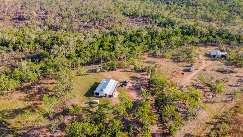 Charlotte 5બેડરૂમ 320 Acres, Off Grid & only 40km from Town