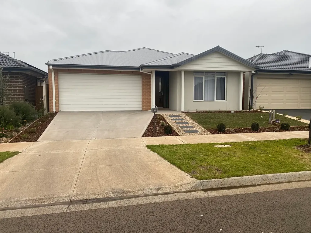 Family Home close to all Amenities!