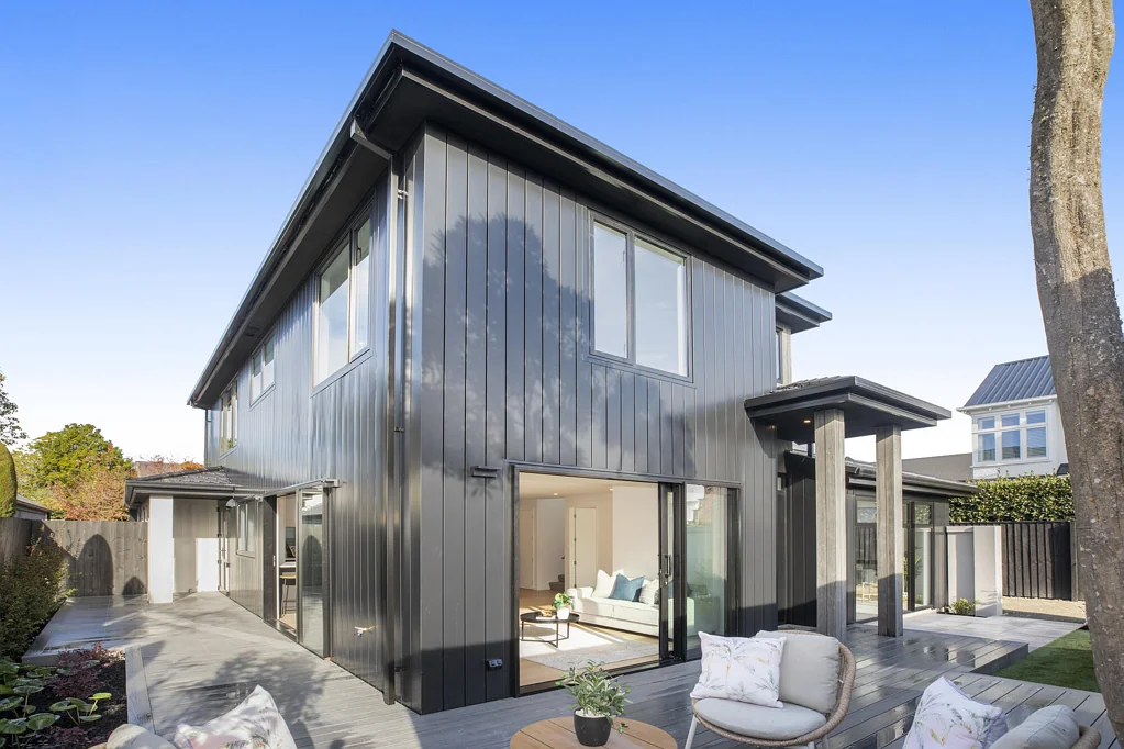 Saint Albans 4房  Prestigious location, masterful renovation
