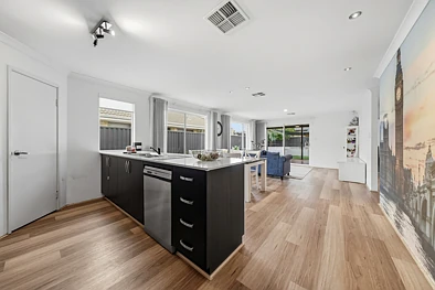Dayton 3房  Modern comfort & entertainer's lifestyle in the heart of Dayton.
