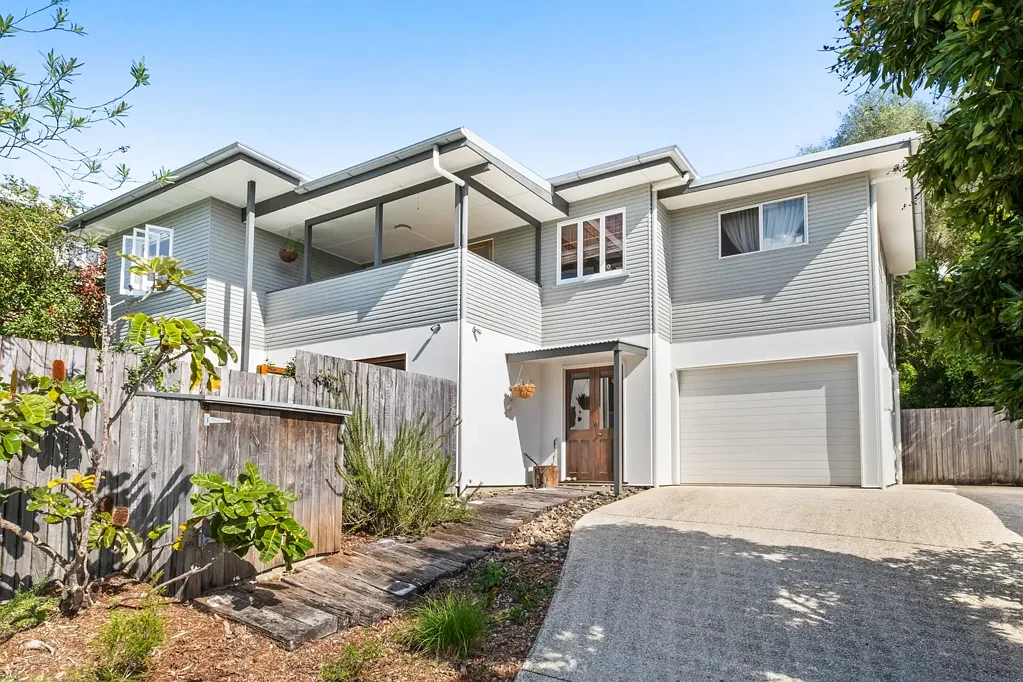 Nambour 6Zimmer A Dual-Living Dream with Timeless Character and Lots of Heart!