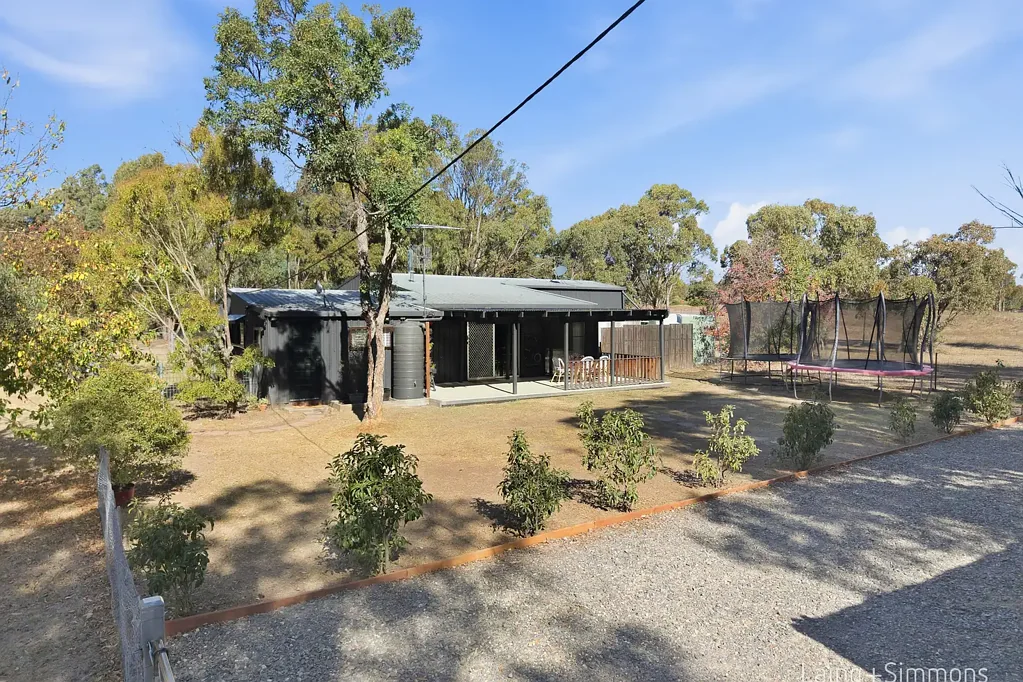 11 Kendall Road, Armidale, NSW 2350