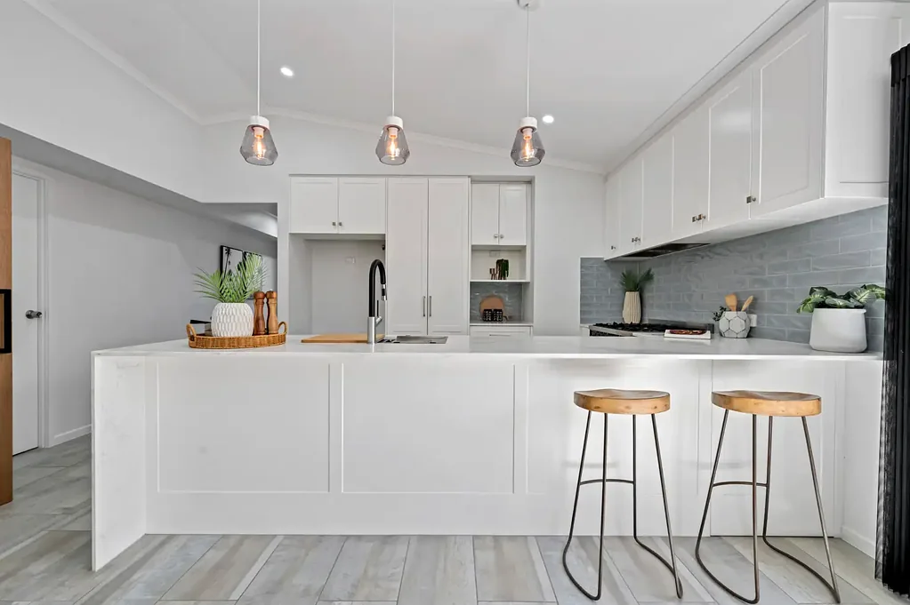 5 Puffer Court, Mount Louisa, QLD 4814