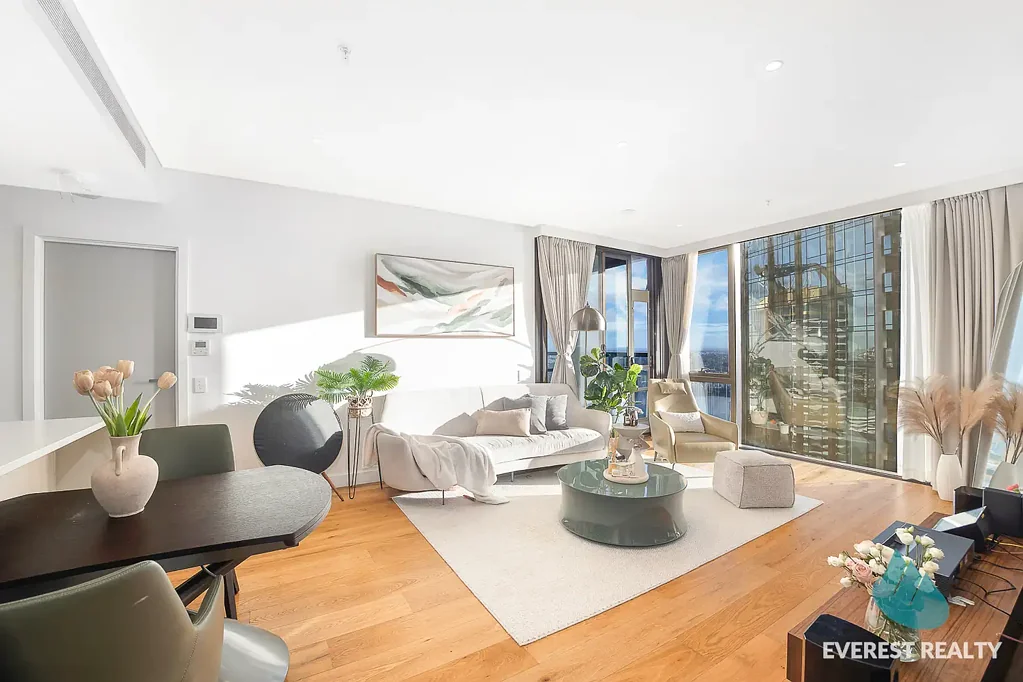 Rhodes 2 Bedroom Stunning Waterfront Apartment with Luxurious Features
