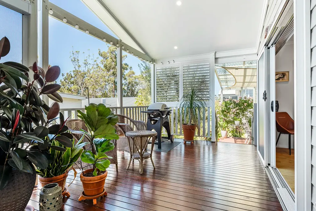 Lake Conjola 3غرفة نوم Effortless Coastal Living Starts Here — Stylish and Serene Home