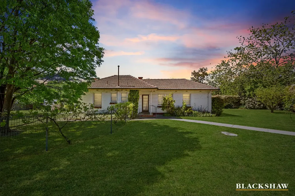 4 Banks Street, Yarralumla, ACT 2600