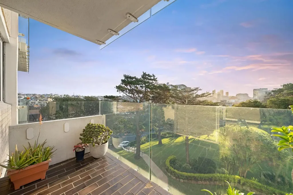 Lease Period - 4-5 Months