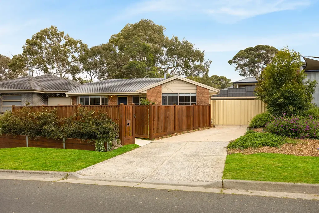 Sunbury 3બેડરૂમ Effortless Living in a Peaceful Sunbury Pocket