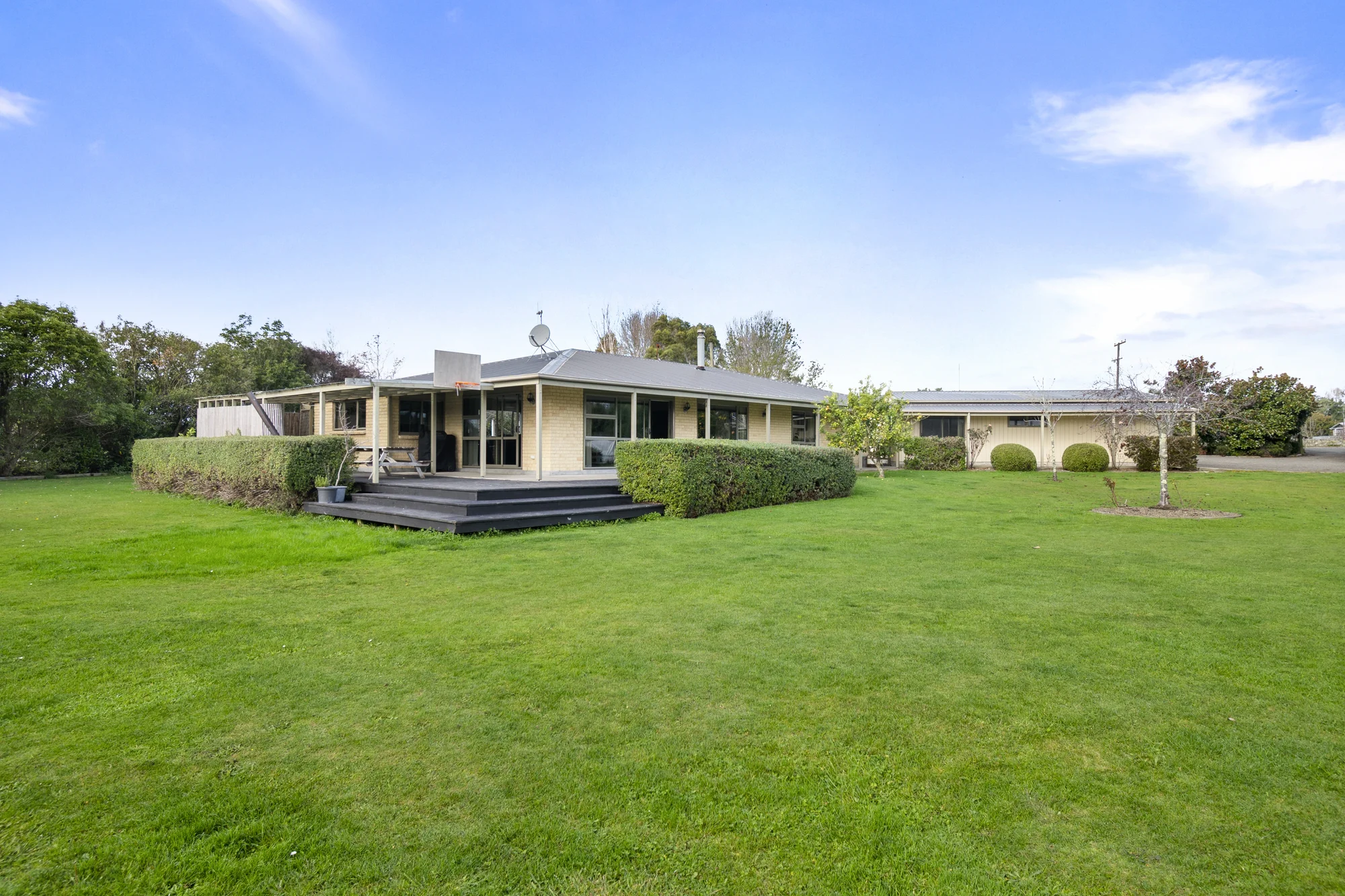 Halcombe 4Kwarto Family stunner in Halcombe