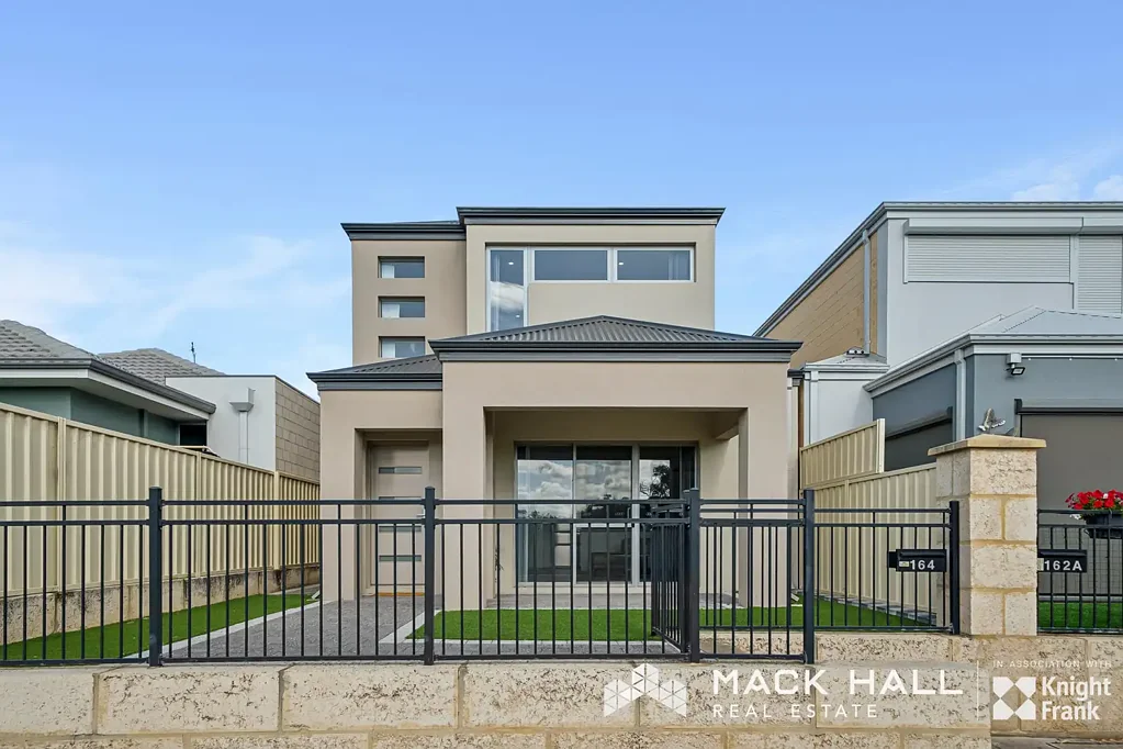 164 Lyon Road, Aubin Grove, WA 6164
