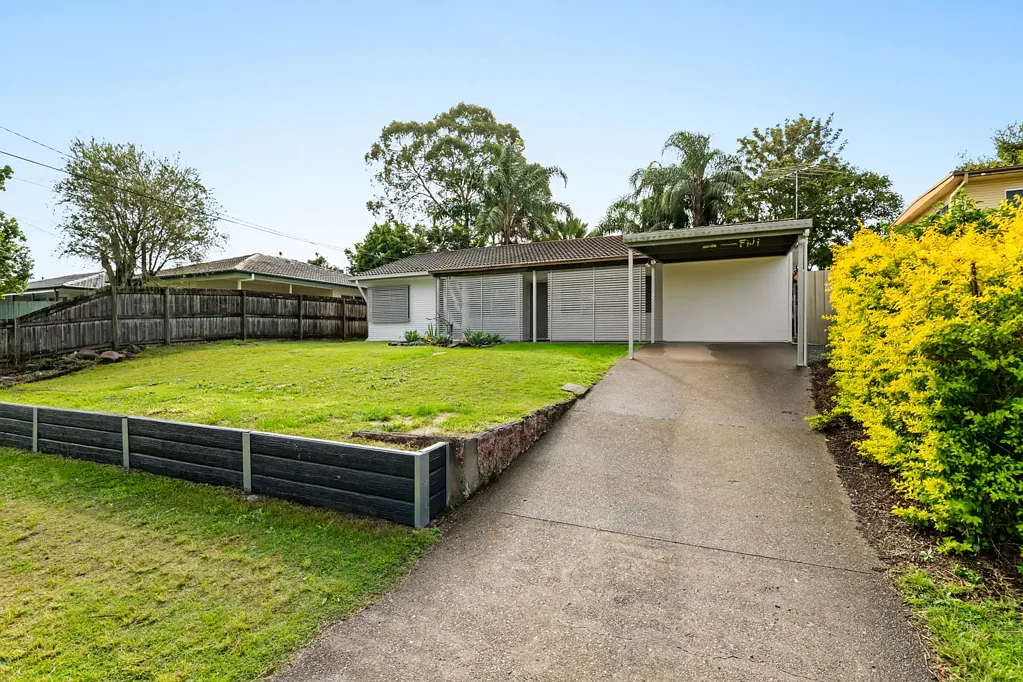 Woodridge 4Kwarto Immaculate Family Home - Fully Renovated and Ready to Move In!