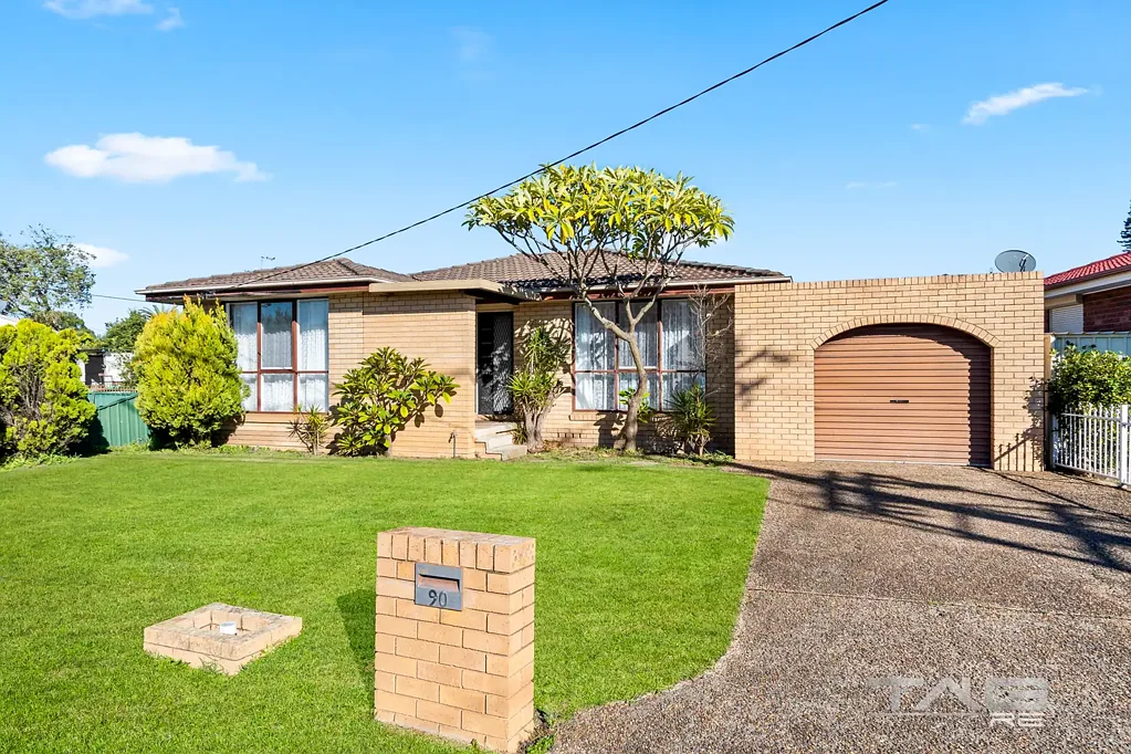 SPACIOUS FAMILY HOME WITH MODERN COMFORTS