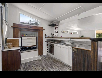24 Tahatai Road, Waiheke Island, 2 ਕਮਰੇ, 1 ਬਾਥਰੂਮ, House