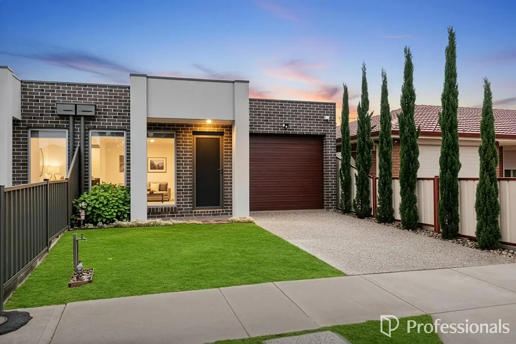 32A Bayliss Road, Deer Park, VIC 3023