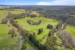 1329 Egerton-Ballark Road, Bungal