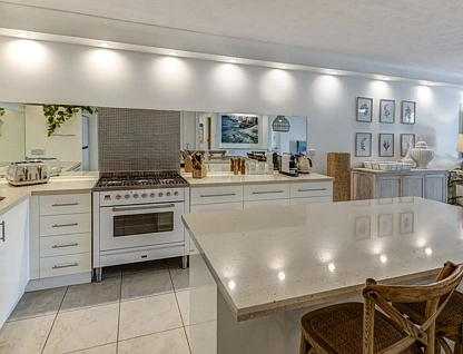 Poinciana 012/2 Marina Drive, Whitsundays, Mackay, 3 રૂમ, 2 બાથરૂમ, Apartment