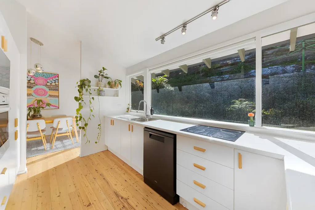 Exquisite family home in whisper quiet location