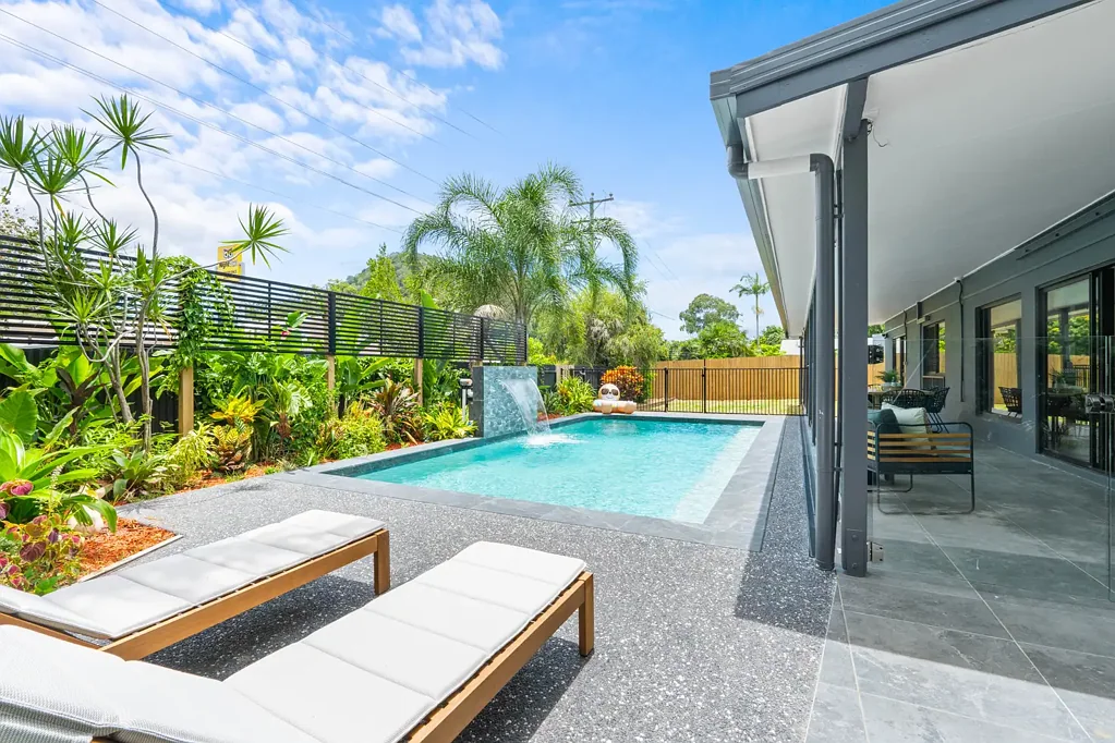 1 Bulolo Close, Trinity Beach, QLD 4879