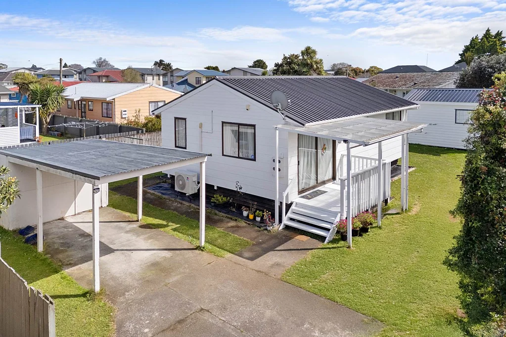 Manurewa 2कमरा A Smart Start – Affordable Entry into the Market