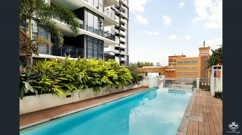 Milton 1 Bedroom 1 BED 1 BATH + STUDY NOOK- SECURE ALLOCATED CAR PARK