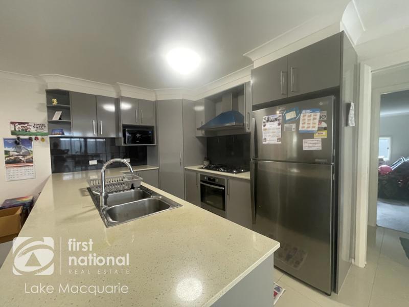 2 SANDFIELD ST, CAMERON PARK NSW 2285, 0房, 0浴, House