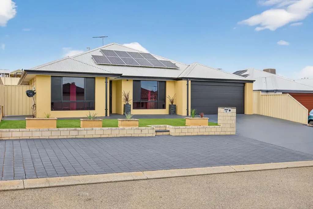 16 Remembrance Drive, Baldivis, WA 6171