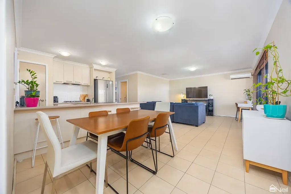 21/11 Serls Street, Armadale, WA 6112