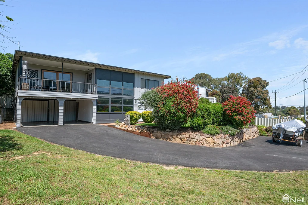 207 Brookton Highway, Kelmscott, WA 6111
