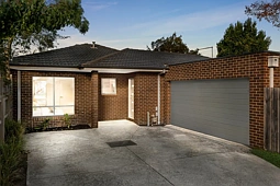 2/3 Third Street, Clayton South