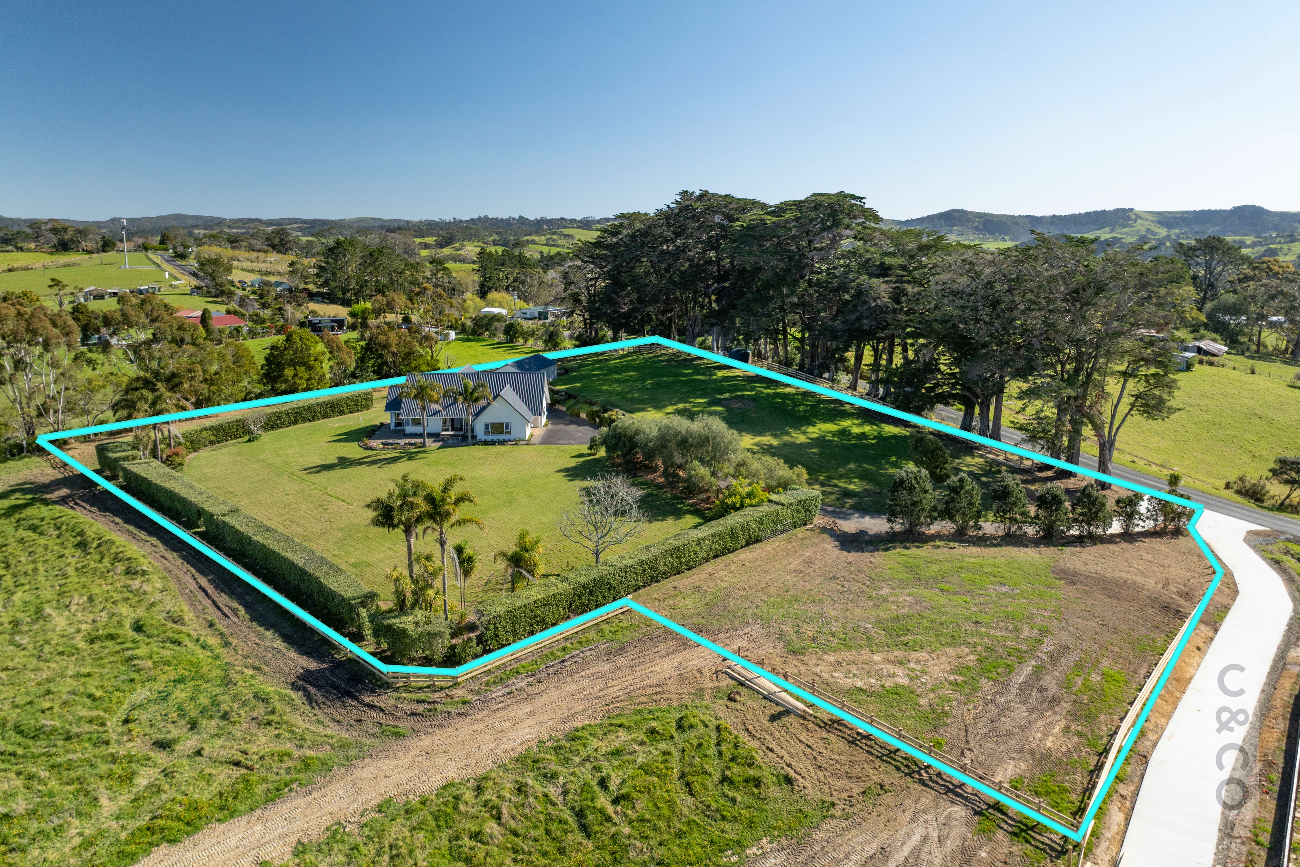 221 Amreins Road, Taupaki, photo 5