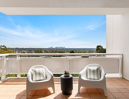 203/1 Sovereign Point Court, Doncaster, Inner East Melbourne, 3 Kuwarto, 2 Banyo, Apartment