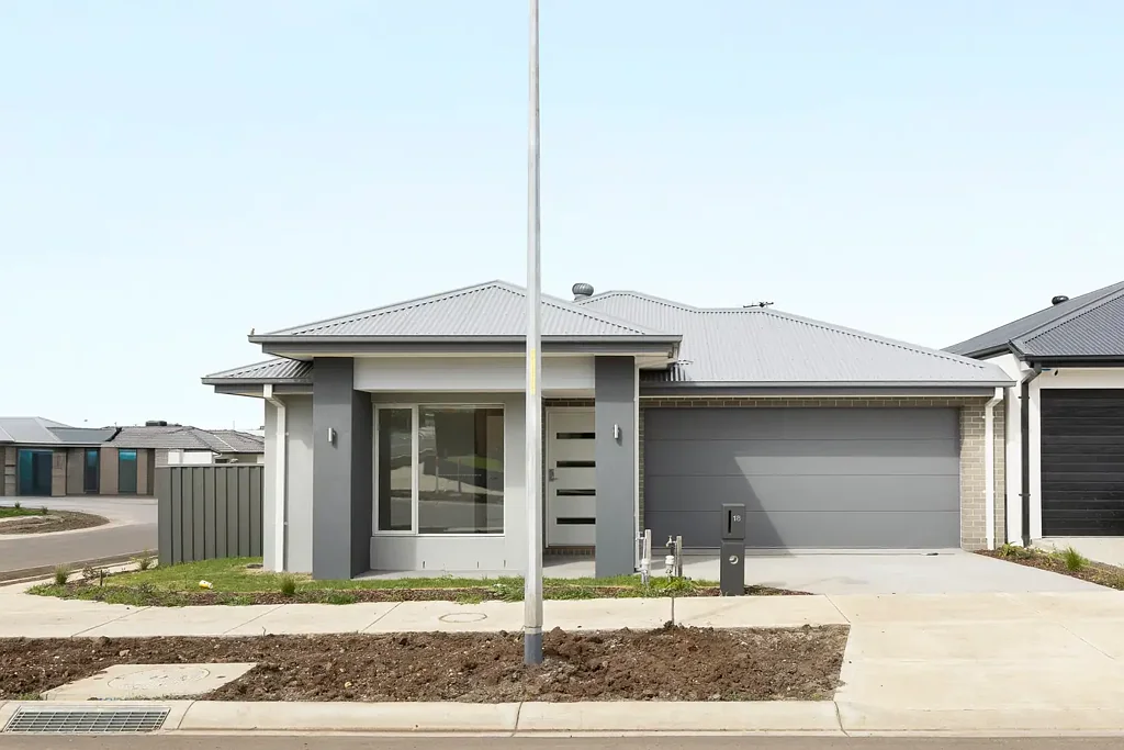 Kalkallo 4Zimmer Brand New Family Living in a Peaceful Community Setting