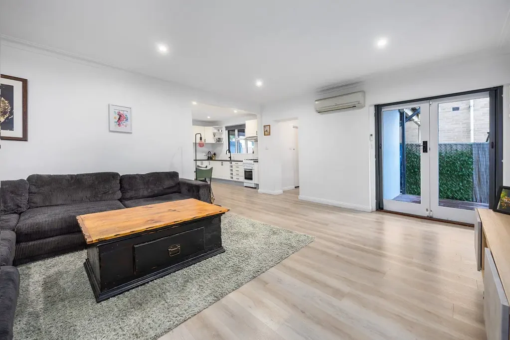 Frankston 3कमरा Standalone Space, Mid-Century Character & Genuine Independence