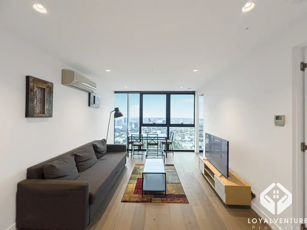 Furnished 2-Bed Apt with Skyline Magnificent Views in the Heart of CBD