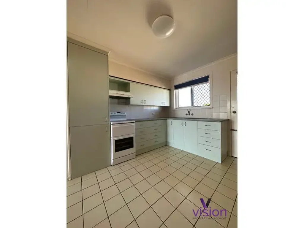 Secure 2 bedroom unit overlooking the bowling greens