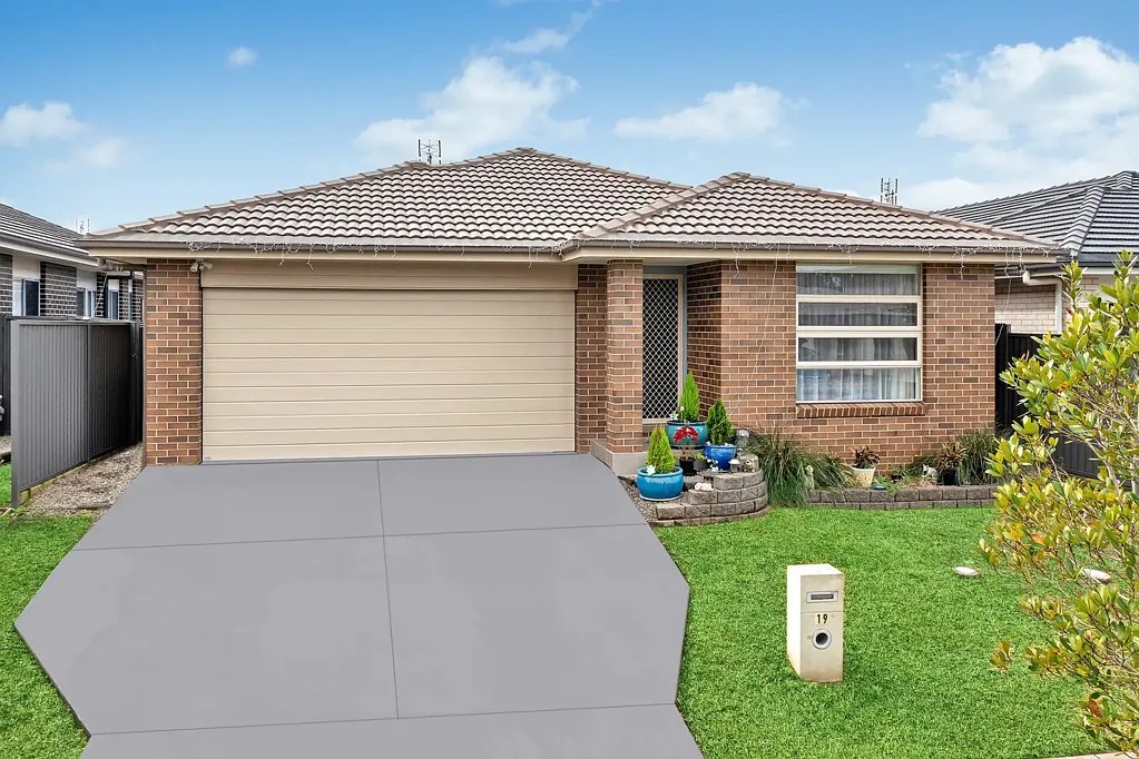 19 Wilton Grove, Woongarrah, NSW 2259