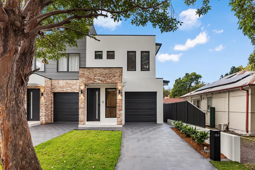 Recently completed luxury town home