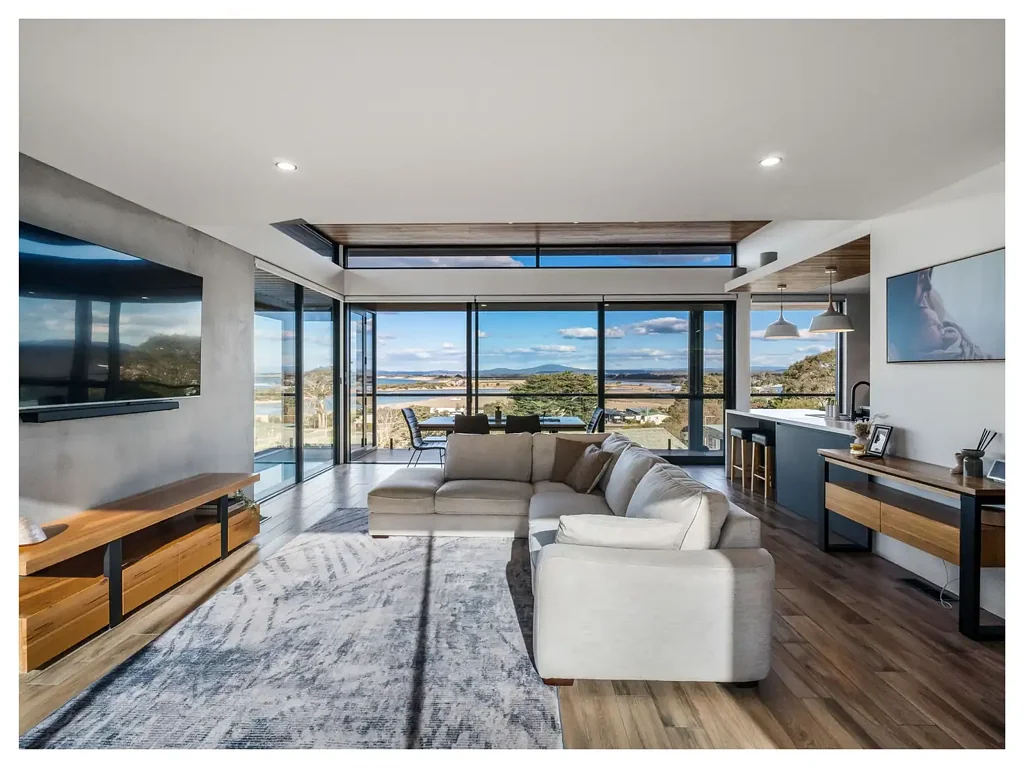 Bridport 4房  THIS SPACE: Oceanview Rise