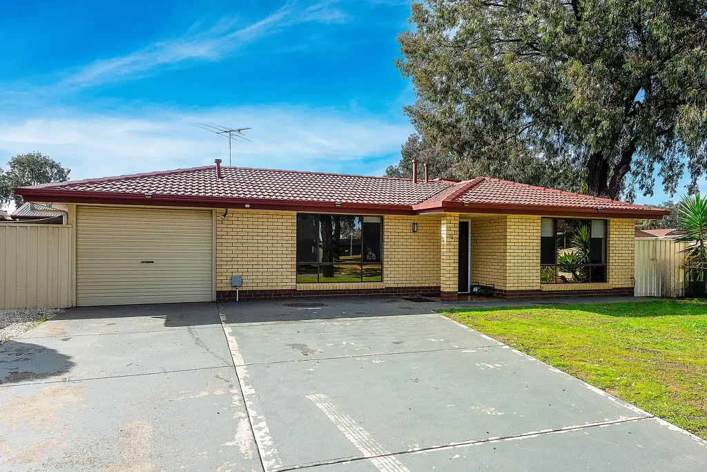 Parafield Gardens 3બેડરૂમ Contemporary Home Entertainer on Generous 595m2 Block!