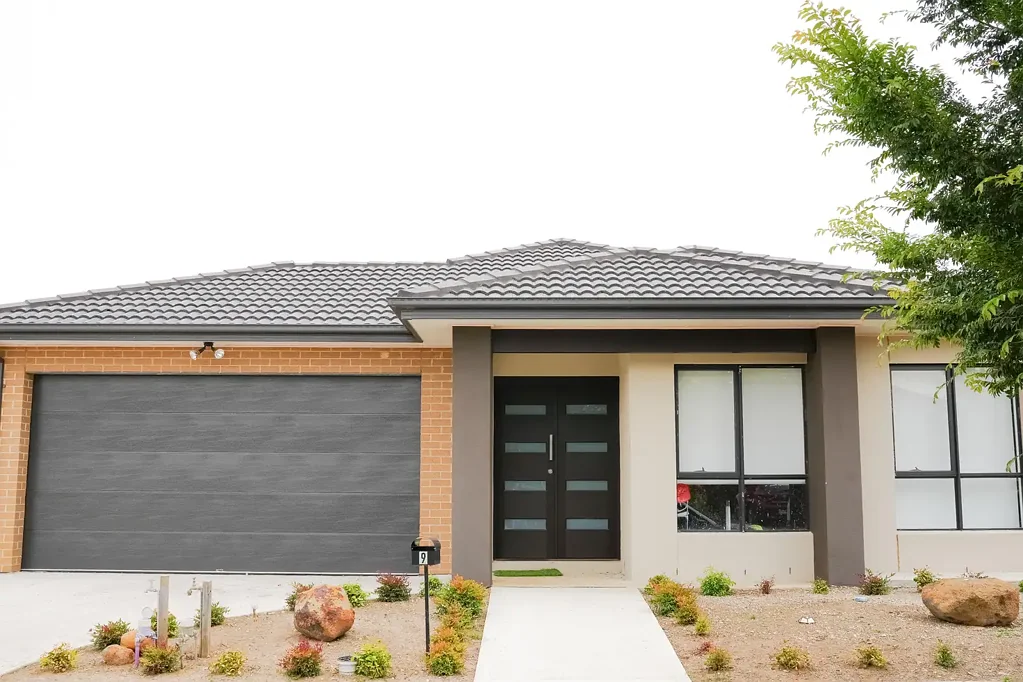 Family Home (Three Living Areas)