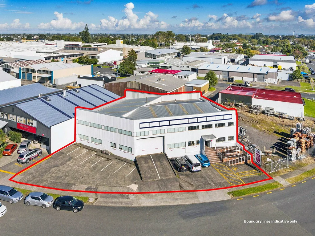 East Tamaki ROAD FRONTAGE WAREHOUSING AND YARD